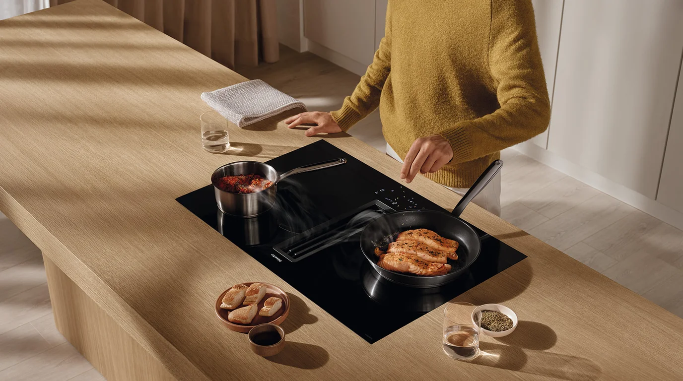 варочная панель с вытяжкой Miele Two-in-One: купить в Москве