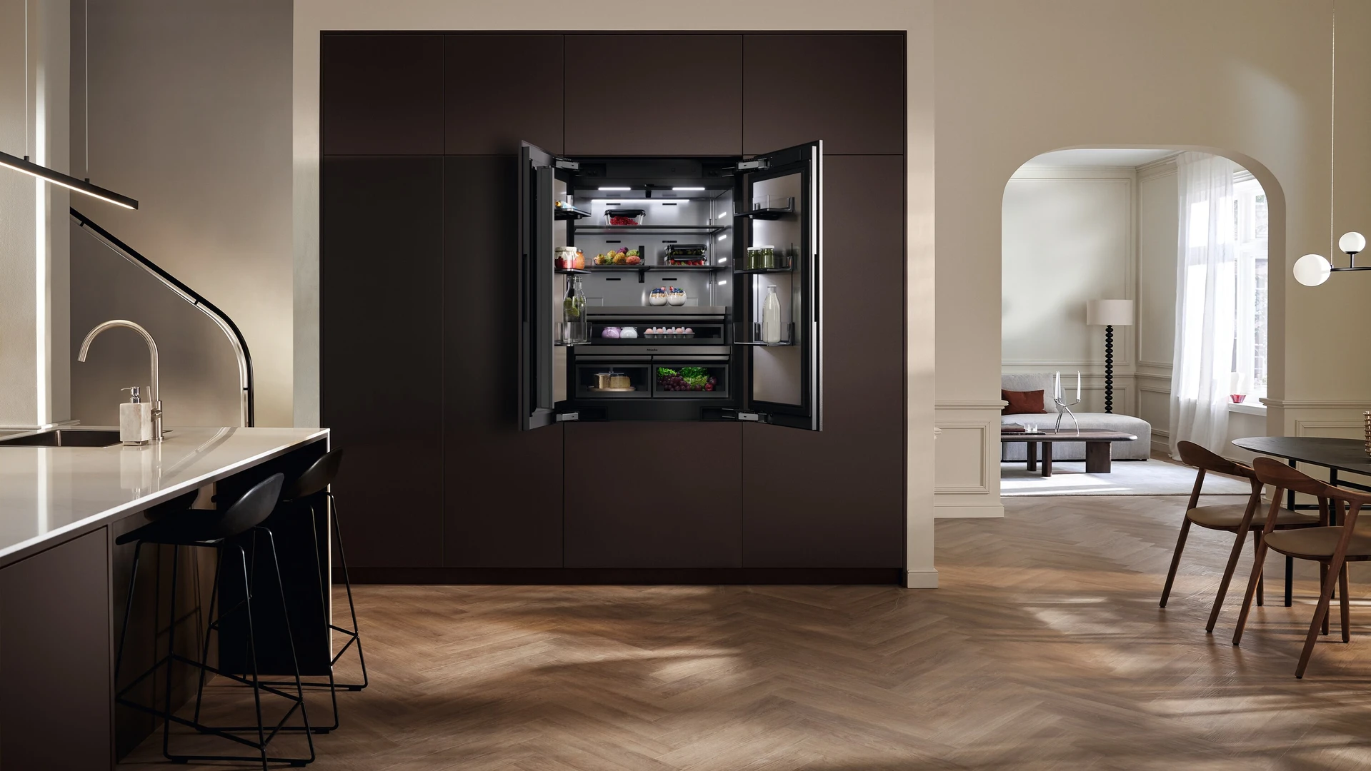 встраиваемый холодильник Miele MasterCool III купить в Москве